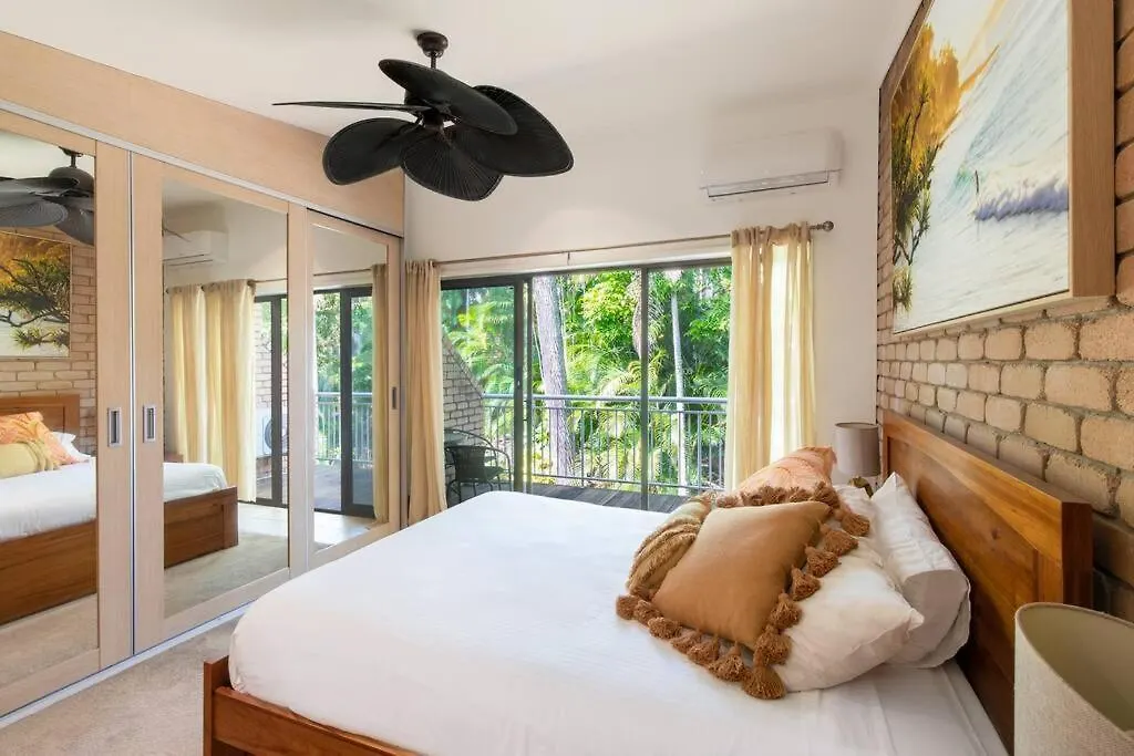Central Noosa Tropical Retreat Australia
